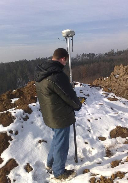 GPS Trimble R8